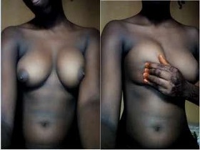 Tamil beauty flaunts her body in HD video