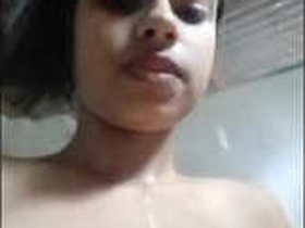 Indian beauty reveals her breasts and vagina