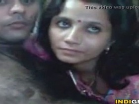 Tamil couple plays chess in live video, showcasing their skill