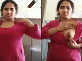 A stunning girl reveals her naked body on webcam