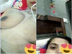 Wild Indian babe flaunts her body in a video call
