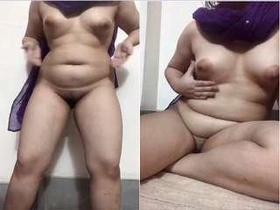 Indian girl strips down to her lingerie for cash and flaunts her naked body