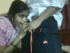 Indian newlywed wife gives head to her servant after dinner
