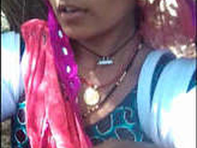 Desi girl records her sexy body for her boyfriend