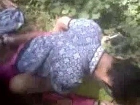 Indonesian couple has passionate sex on motorcycle