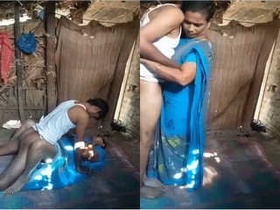 Telugu randi gets fucked and gives a blowjob