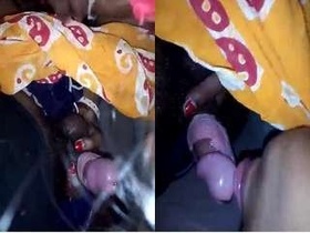 Enjoy the sound of Bangla as Desi Budi gives a blowjob in HD