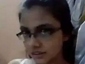 Vegetarian Indian couple enjoys erotic entertainment
