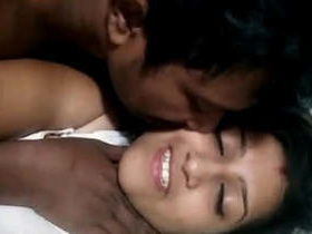 Indian wife gives breast massage in amateur video