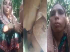 Pakistani aunty gets wild with her neighbor in the great outdoors