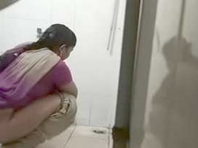 Desi teen gets wet in the village