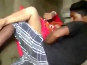 Desi aunt in sari has sex with young guy