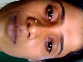 Indian girl's fully nude selfie video