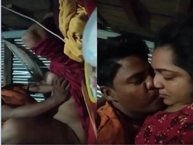 Desi bhabi gets fucked in the village