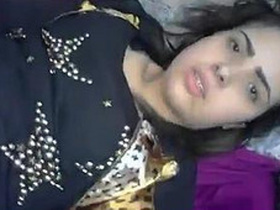 Pakistani wife gets anal sex with her lover