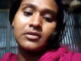 Desi village girl flaunts her large breasts