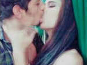 Desi lover enjoys a pleasant kissing session