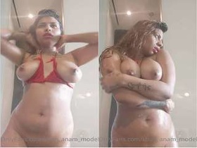 Anam Khan flaunts her Indian boobs and pussy in exclusive video