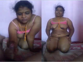 Desi Bhabhi's exclusive blowjob skills in HD