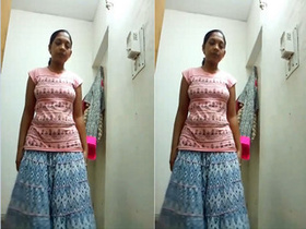 Mallu amateur flaunts her big boobs and pussy in exclusive video
