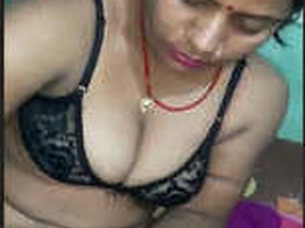 Indian couple's MMS video Part 3: A village affair