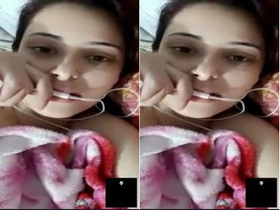 Cute Indian girl with big boobs masturbates in HD video