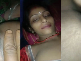 Village wife Bihari flaunts her naked body and fingers her pussy