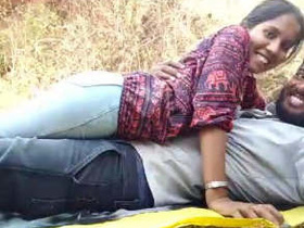 Outdoor sex with Indian lovers: Part 2