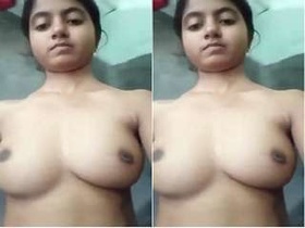 Cute Indian girl flaunts her naked body and masturbates