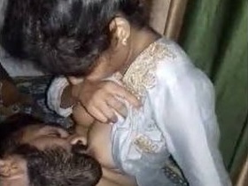 Indian couple enjoys romantic boob sucking session