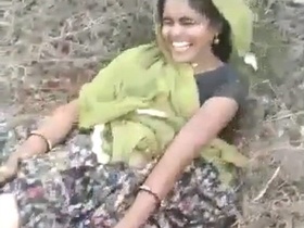 Sexy Indian village babe gets fucked in the outdoors