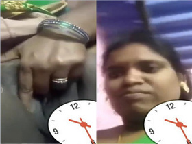 Curvy hillbilly bhabhi masturbates with her fingers