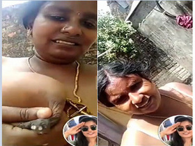 Lustful Indian auntie flaunts her big tits