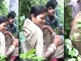 Desi MMS video captures a man having sex with a woman in public