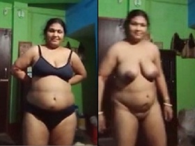 Mature bhabhi strips down and bares it all on camera