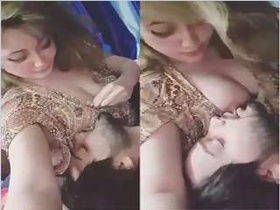 Pakistani girlfriend gives oral pleasure to her lover's breasts