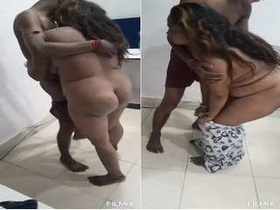 Desi MILF Randy Bhabhi gets paid for sex with her lover in a hotel
