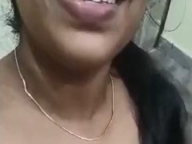 Tamil girlfriend teases her boyfriend with sexy moves on video call