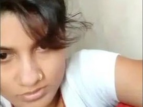 Cute desi girl gets fingered in the village