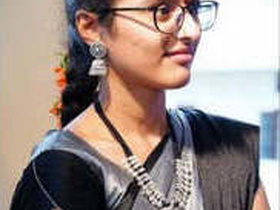 Indian college girl delights in pleasuring herself with a cumcumber