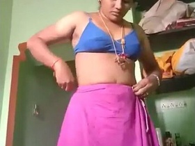 Devar gets a handjob from his Bhabhi in village setting