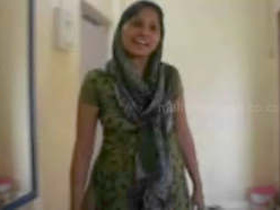 Punjabi woman from Hoshiarpur strips down on camera