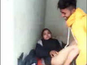 Desi lovers caught having sex on a roof with Hindi audio