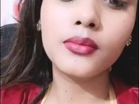 Live stream of a stunning blonde babe showing off her big breasts