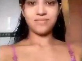 Desi Bhabi's sexy bathroom show
