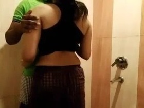 Indian couple has steamy bathroom sex