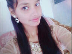 Cute desi girl records herself naked on camera
