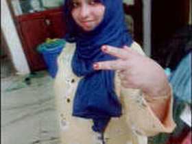 Desi Bhabhi's part of sexy MMS video