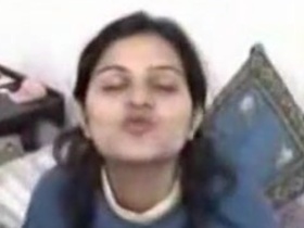 Desi students from Delhi in steamy video