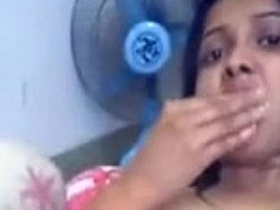 Desi girl in nude video shows off big boobs